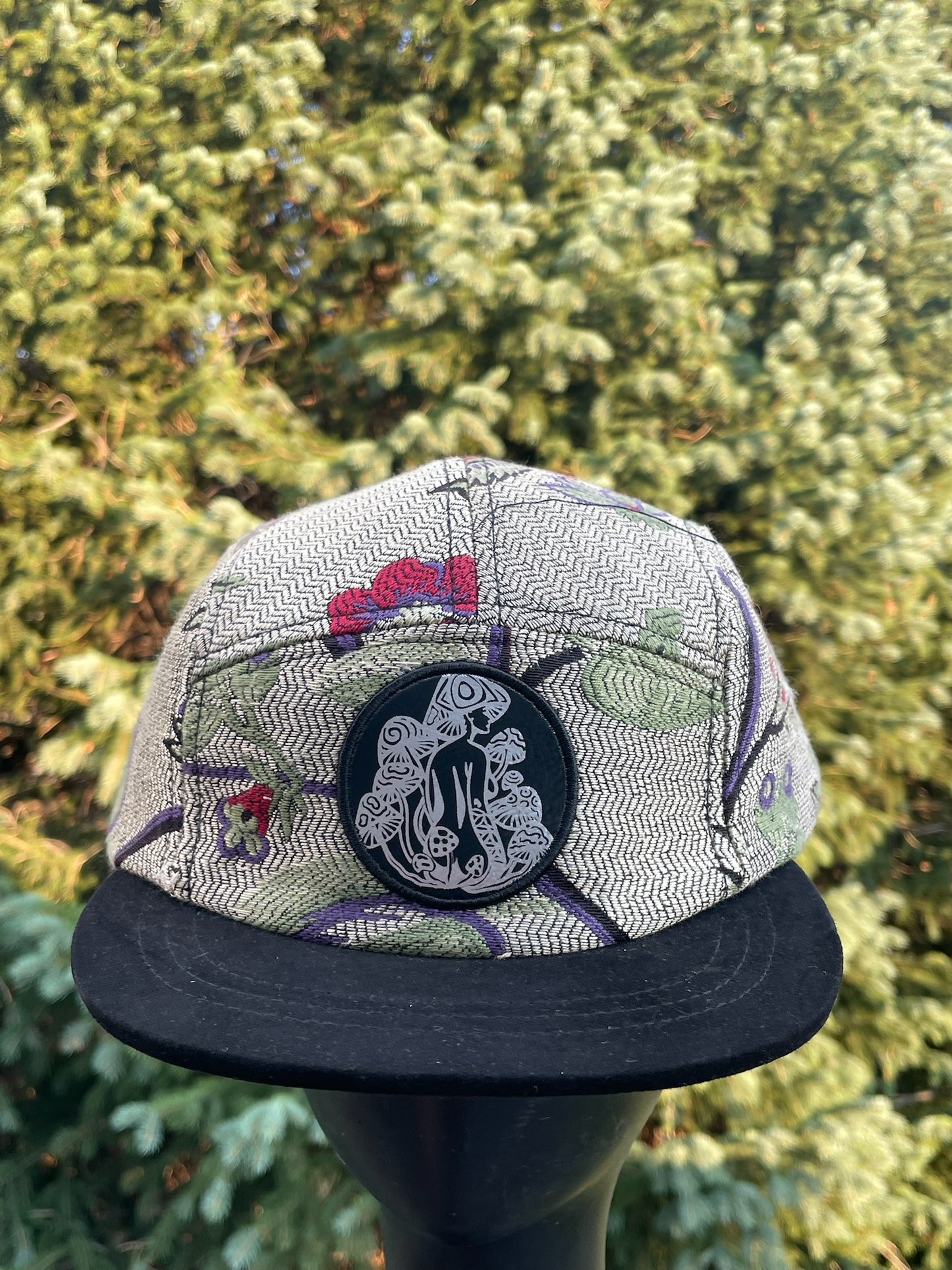 Silver Floral - 5 Panel Hat - Short Brim