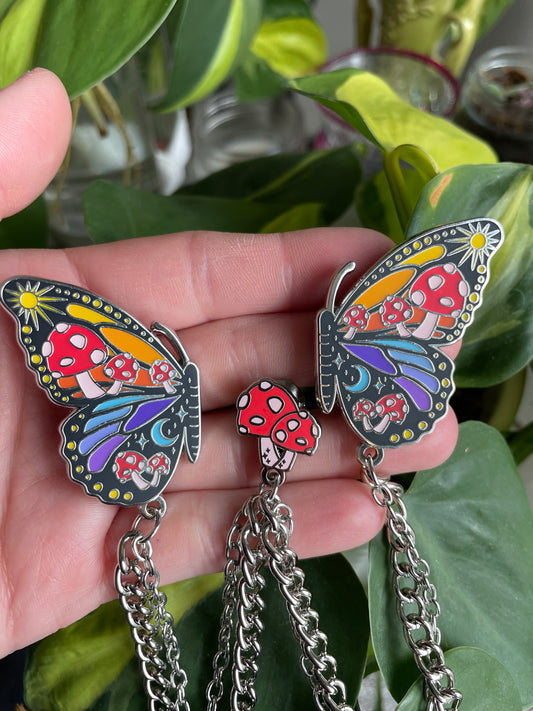 Metamorphosis: 3 Piece Pin and Chain Set (Silver)